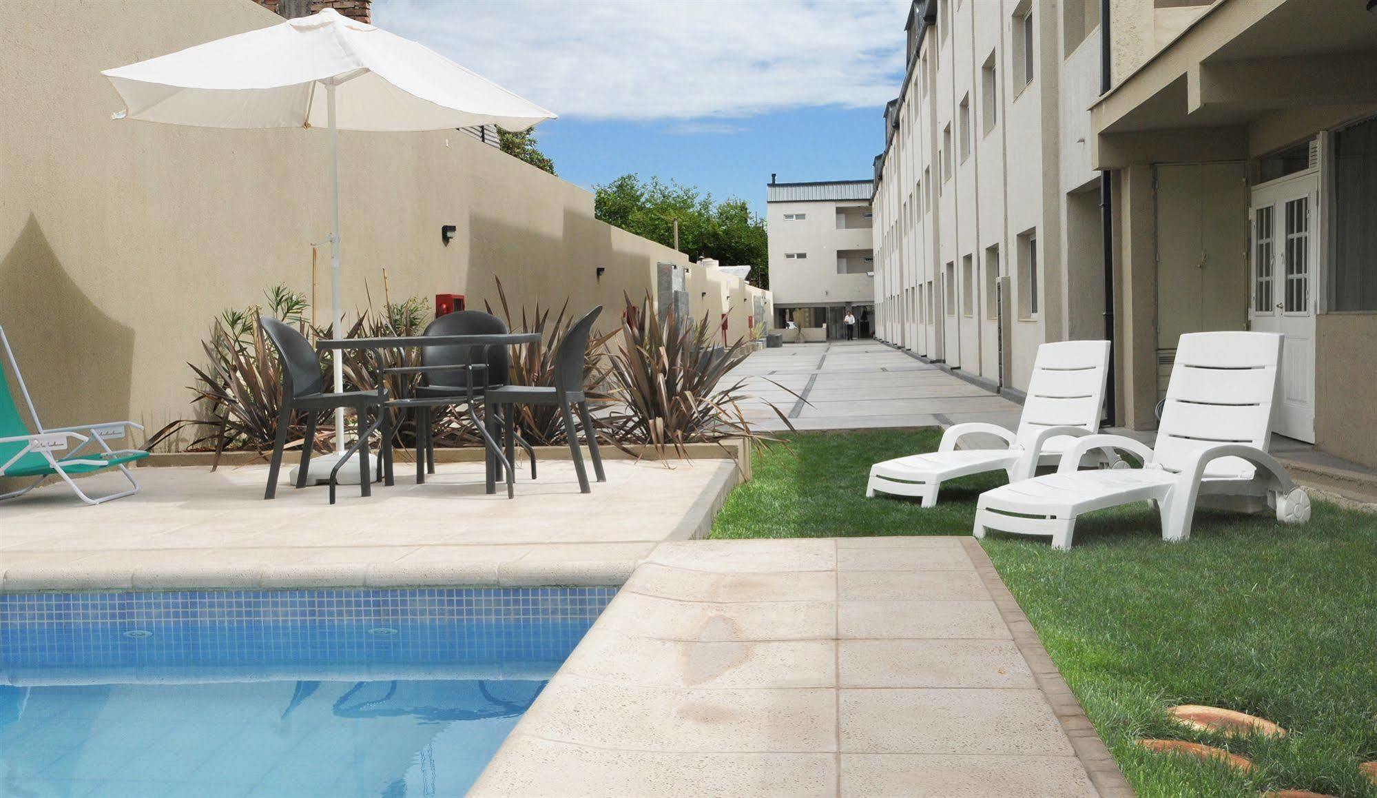 Soltigua Apart Hotel Mendoza Exterior foto